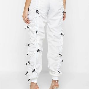 NYLON BUNGEE RUCHED CARGO PANTS - WHITE/BLACK